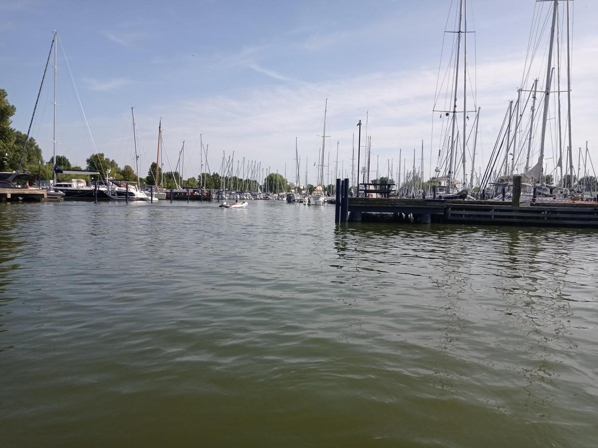 Appartement Ijsselmeer Makkum Strand ภายนอก รูปภาพ